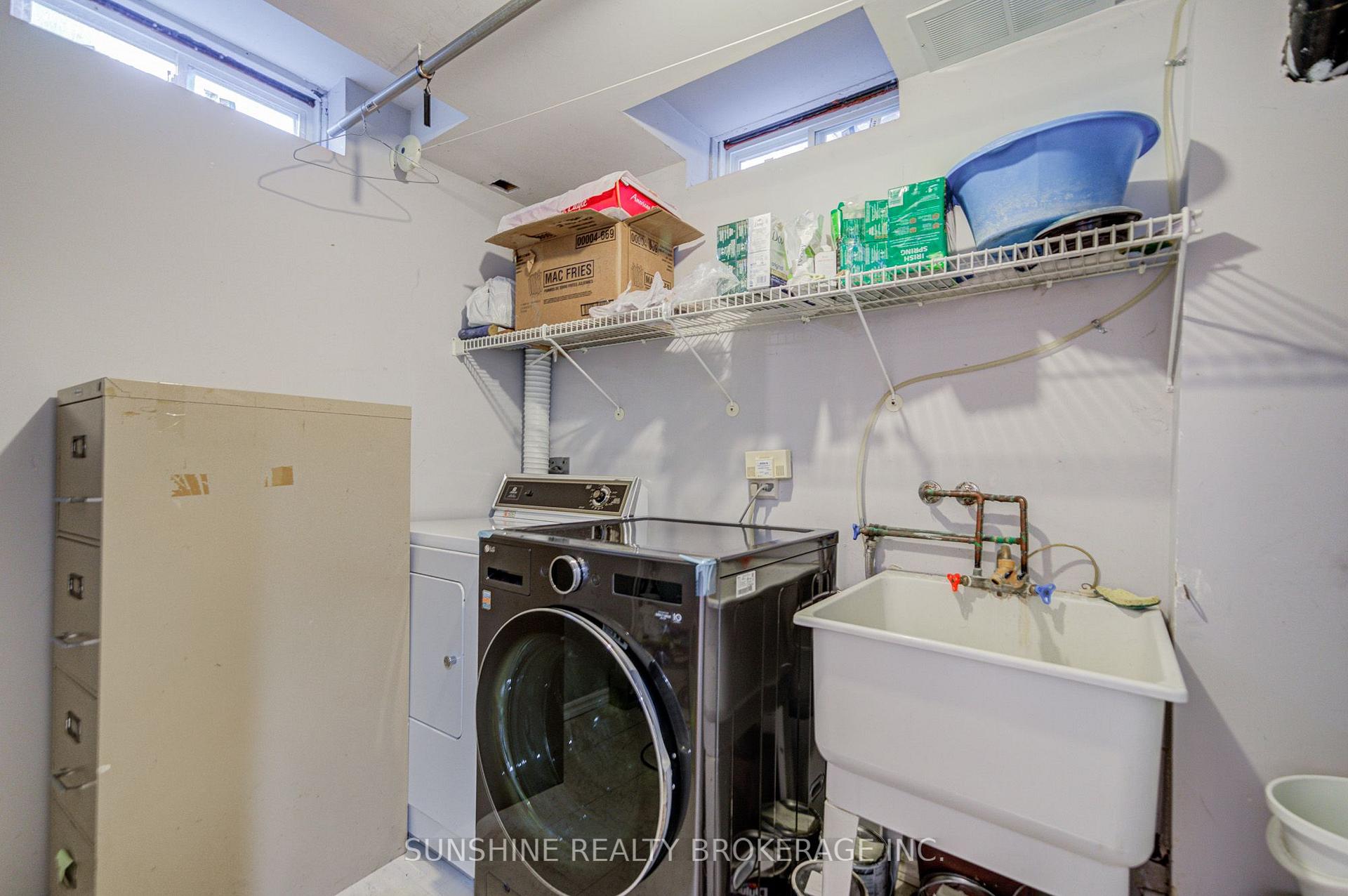 Photo 26 of 25 Rachel Crescent, Markham, Cachet — HOMEH