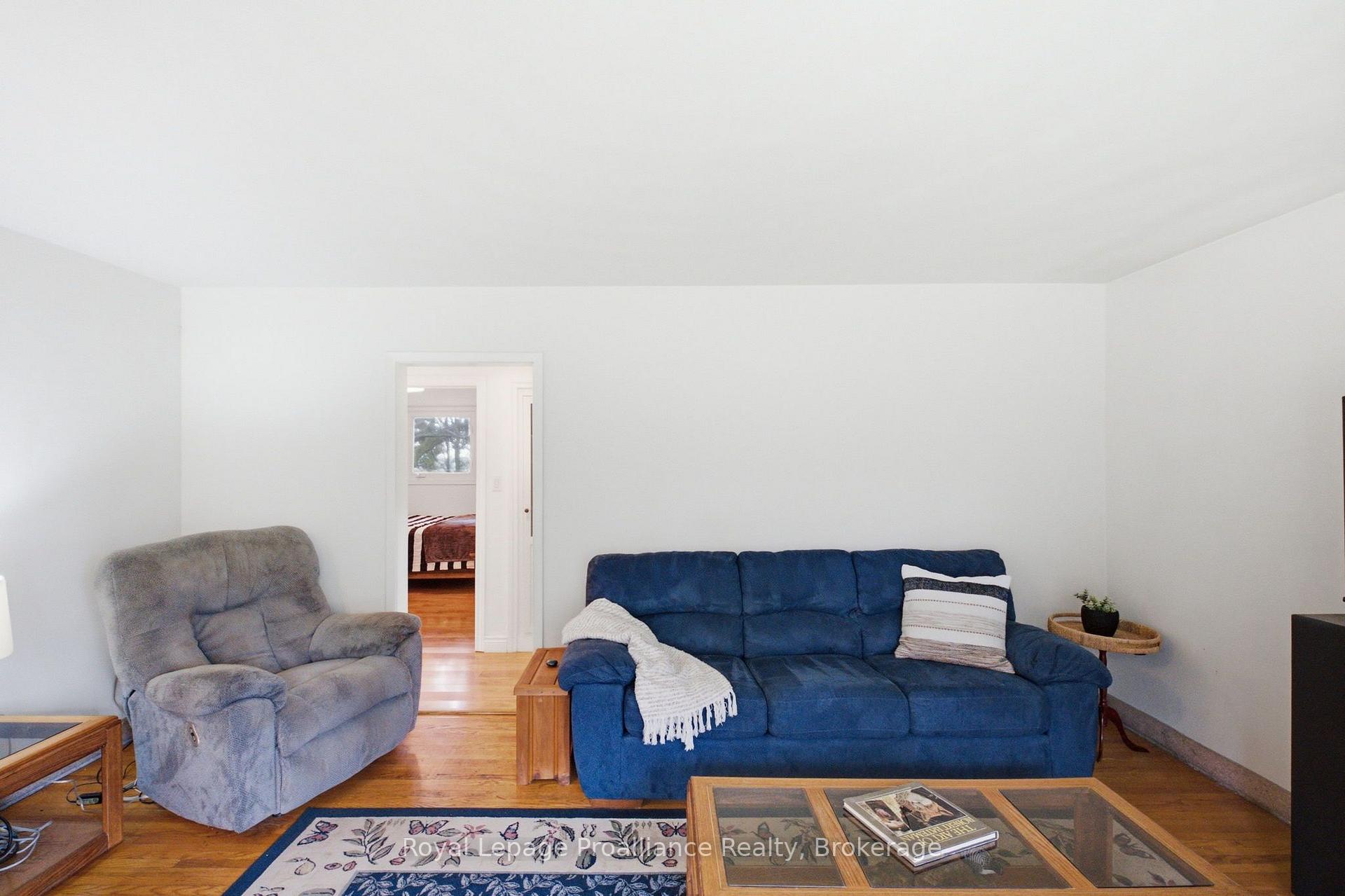 Photo 8 of 8161 Danforth Street W, Hamilton Township, Baltimore — HOMEH