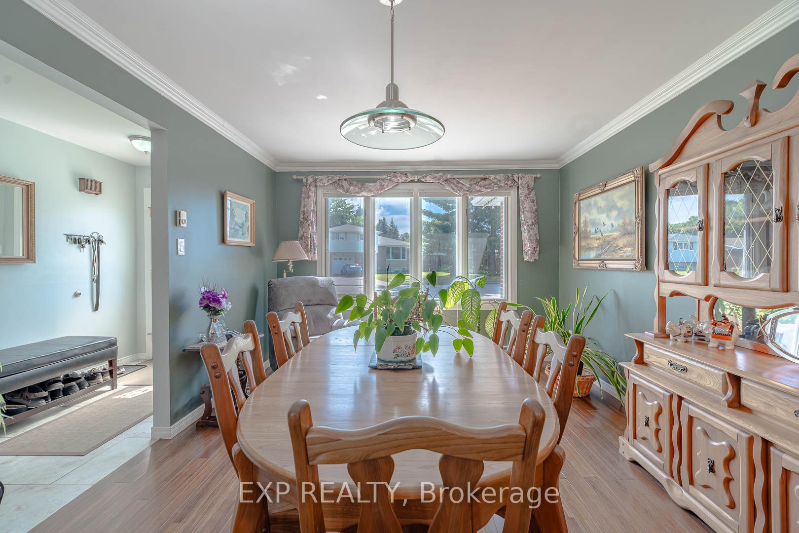 Photo 7 of 10 Kathryn Crescent, North Bay, College Heights — HOMEH