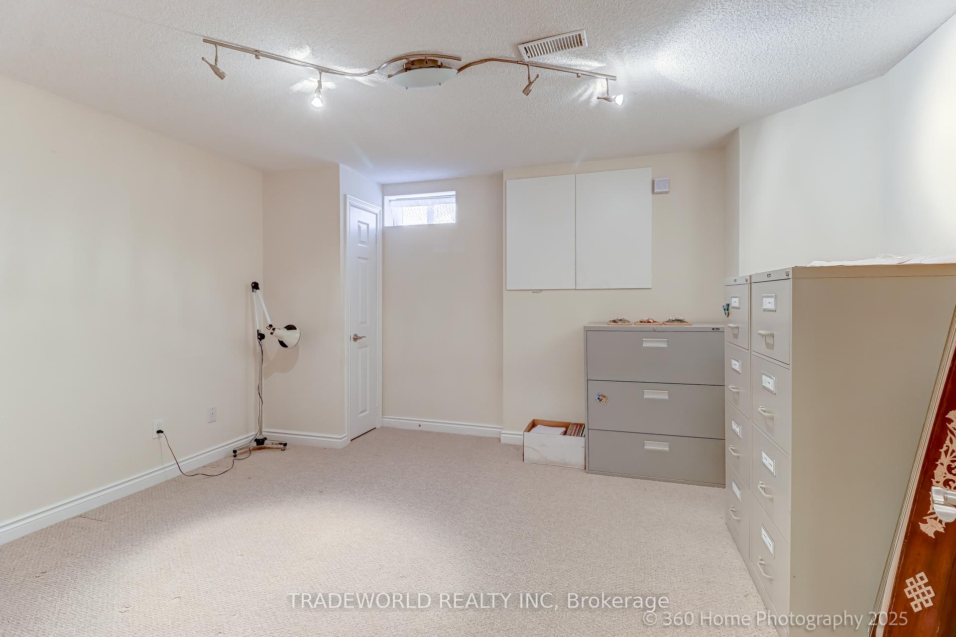 Photo 23 of 80 Eyer Drive, Markham, Cachet — HOMEH