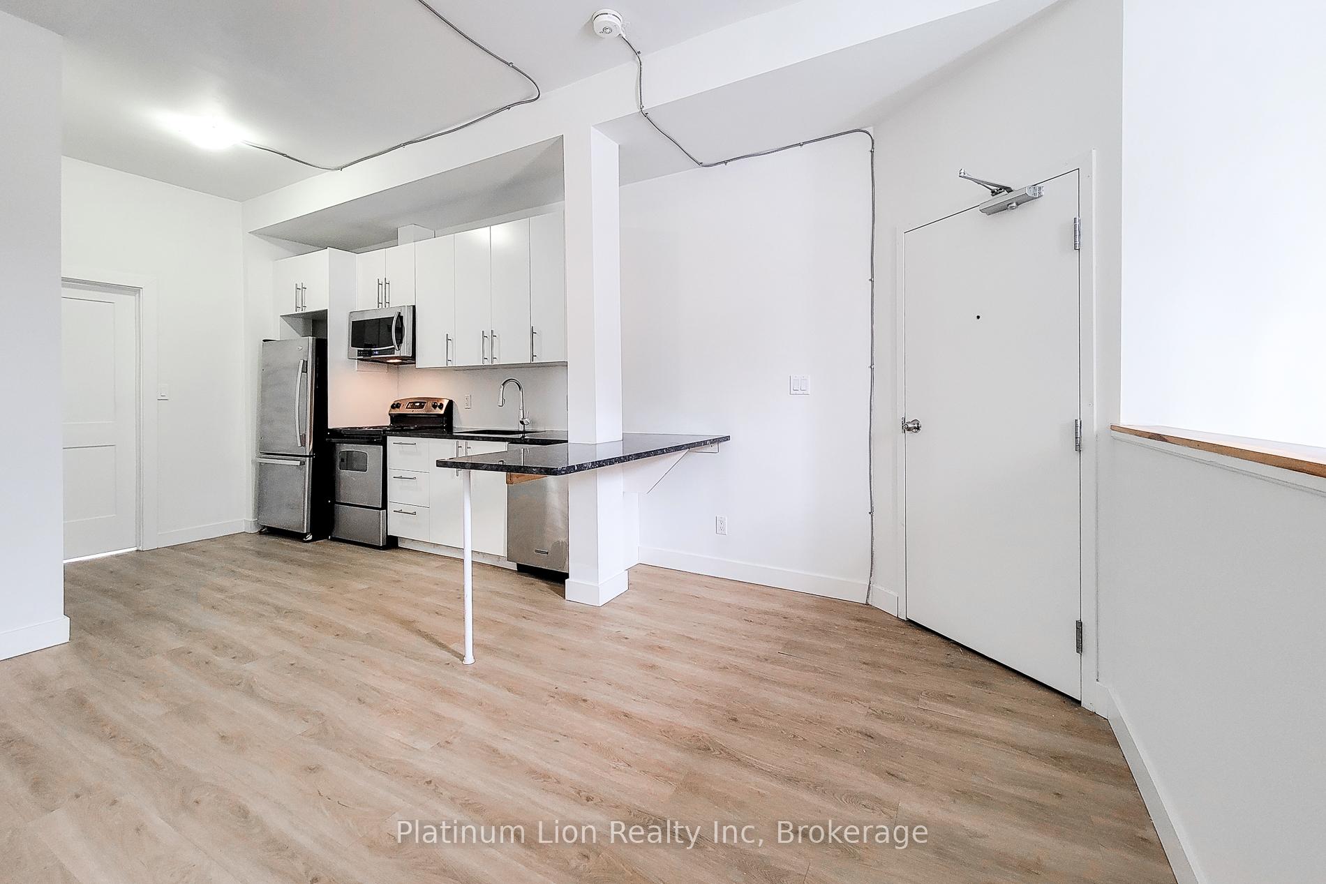 Photo 4 of Unit 5, 255 Emerald Street N, Hamilton, Stinson — HOMEH