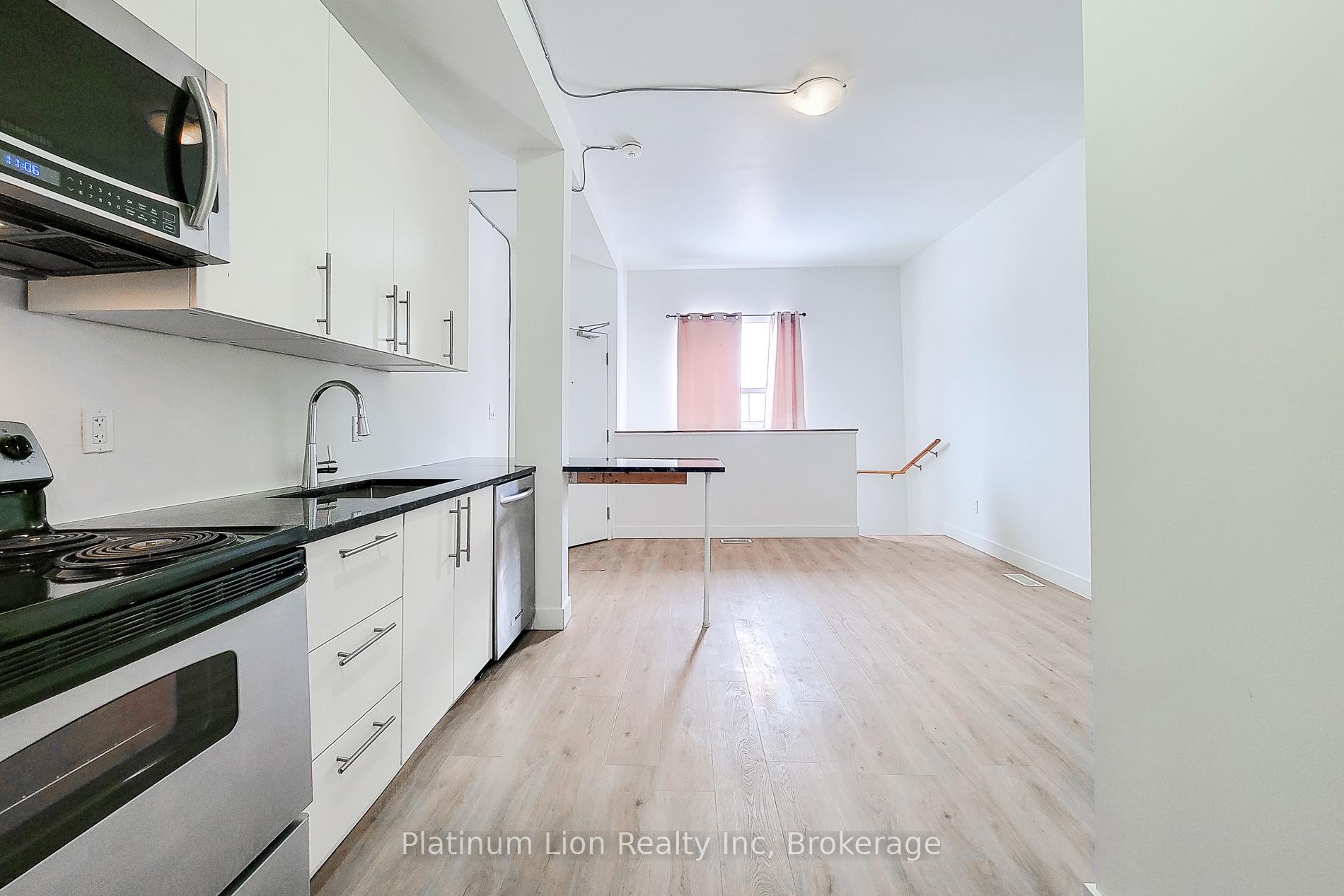 Photo 10 of Unit 5, 255 Emerald Street N, Hamilton, Stinson — HOMEH