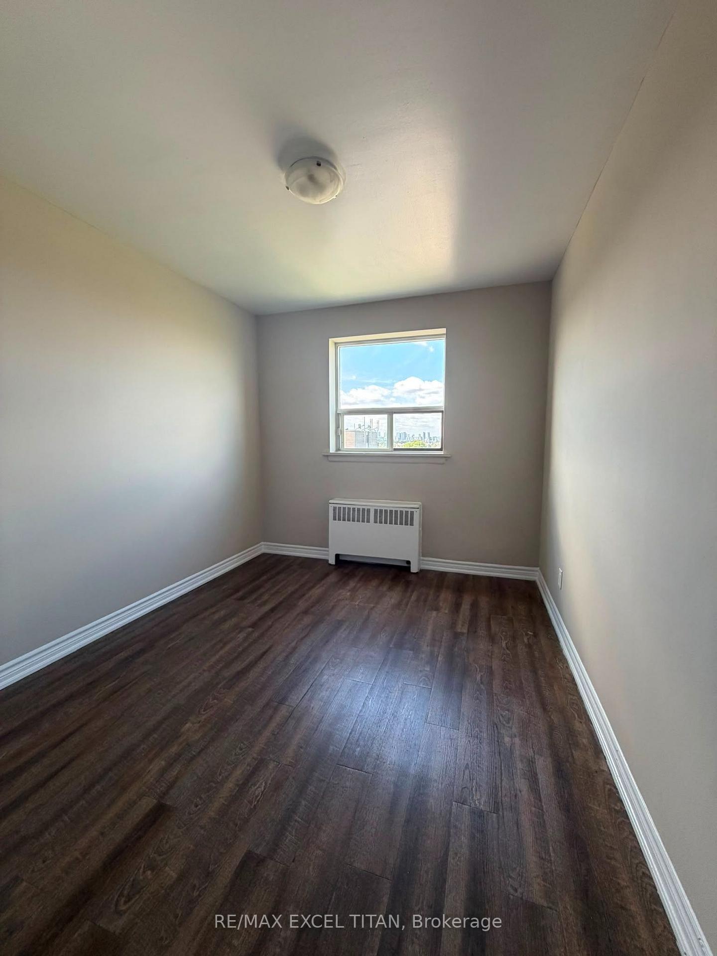 Photo 6 of Unit 739D, 468 Ottawa Street, Hamilton, Corktown — HOMEH