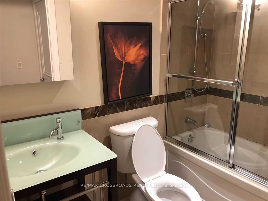 Photo 7 of Unit 530, 650 Sheppard Avenue E, North York, Bayview Village — HOMEH