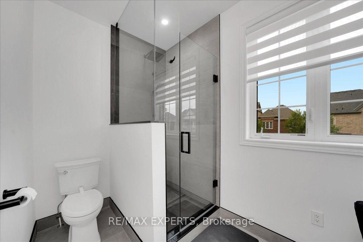 Photo 24 of 320 Barons Street, Vaughan, Kleinburg — HOMEH
