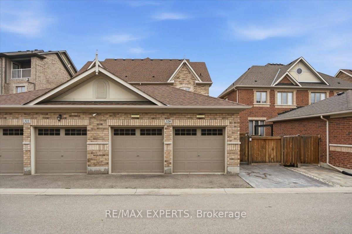 Photo 36 of 320 Barons Street, Vaughan, Kleinburg — HOMEH