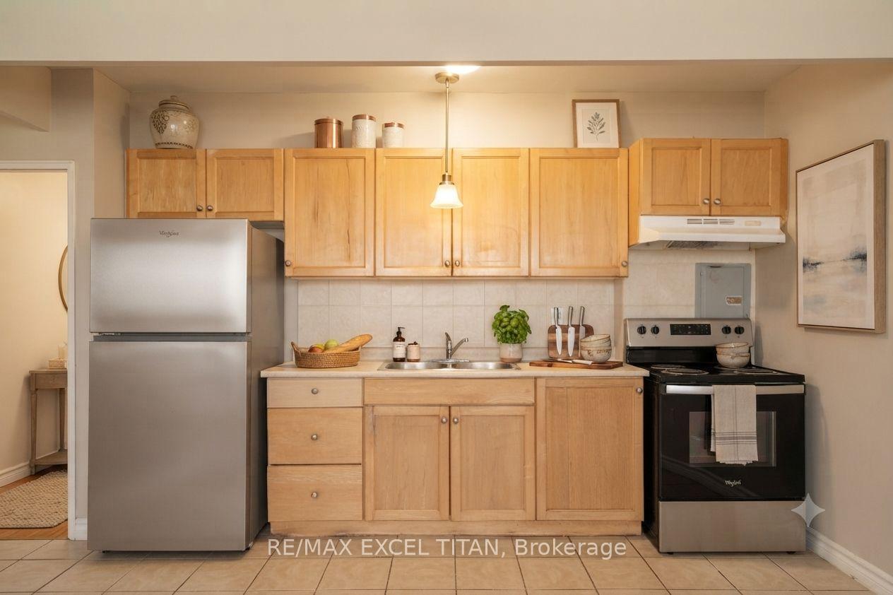 Photo 3 of Unit 741D, 468 Ottawa Street, Hamilton, Corktown — HOMEH