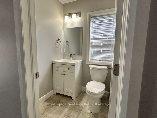 Photo 4 of 42 Dewal Place, Belleville, Belleville Ward — HOMEH