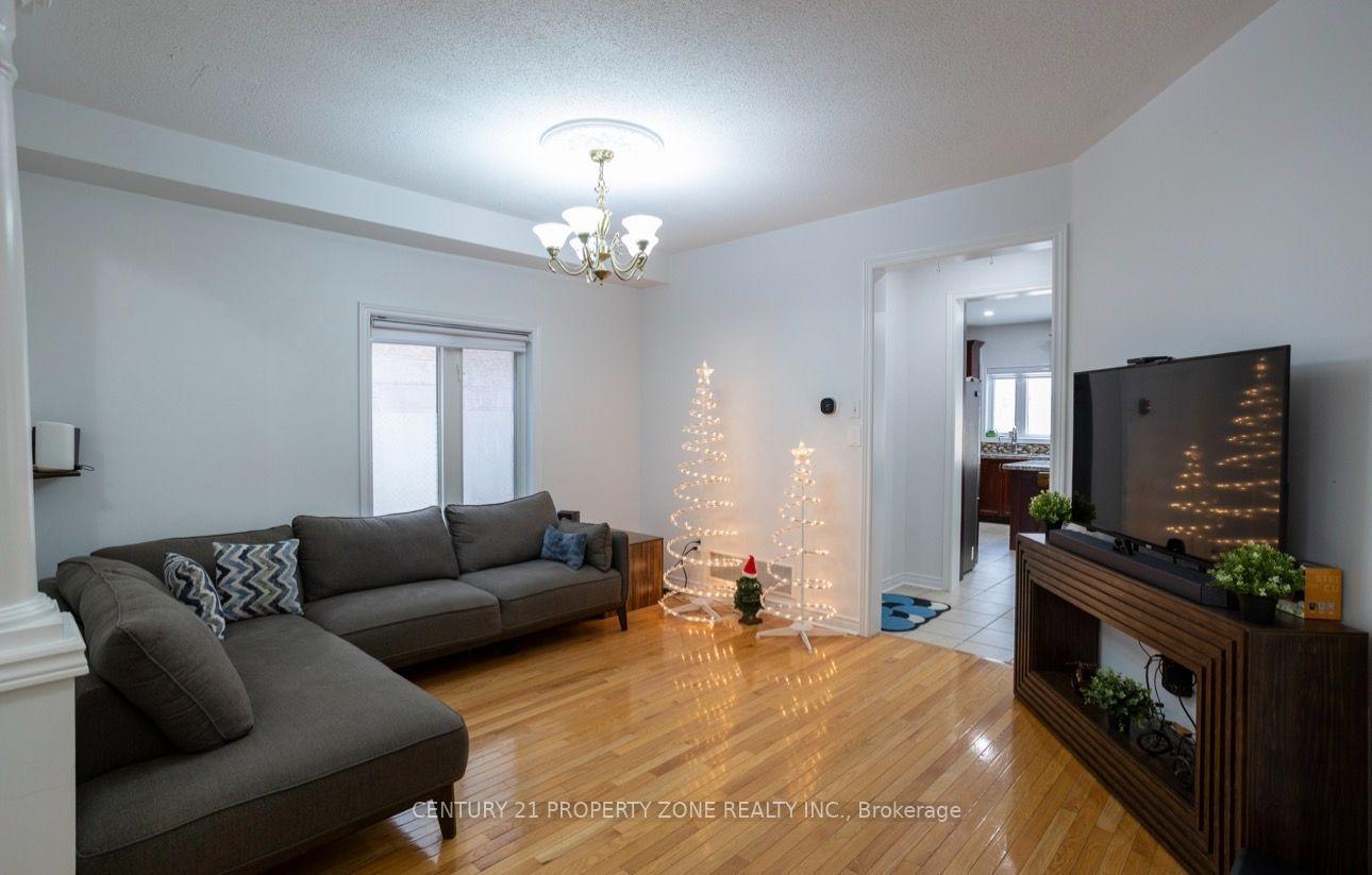 Photo 5 of 31 Game Creek Crescent, Brampton, Northwest Sandalwood Parkway — HOMEH