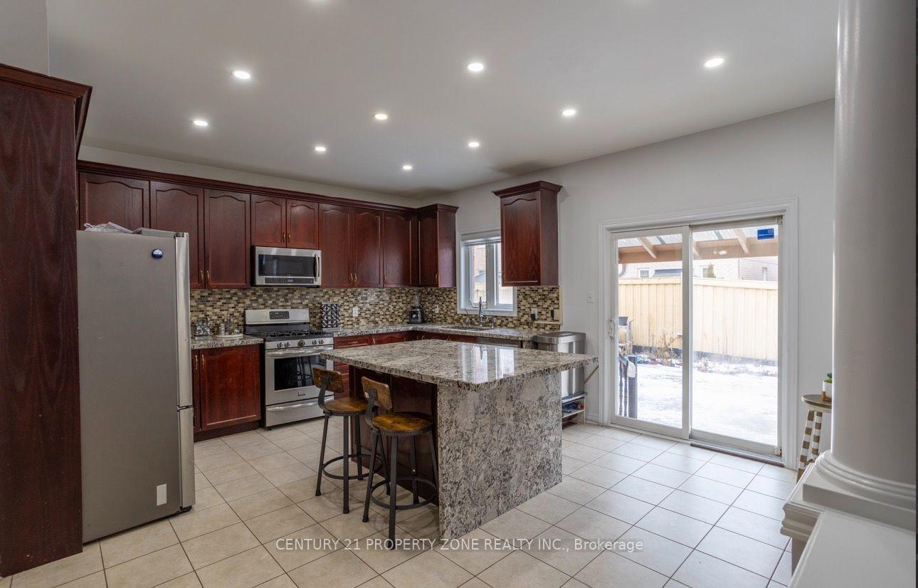 Photo 8 of 31 Game Creek Crescent, Brampton, Northwest Sandalwood Parkway — HOMEH
