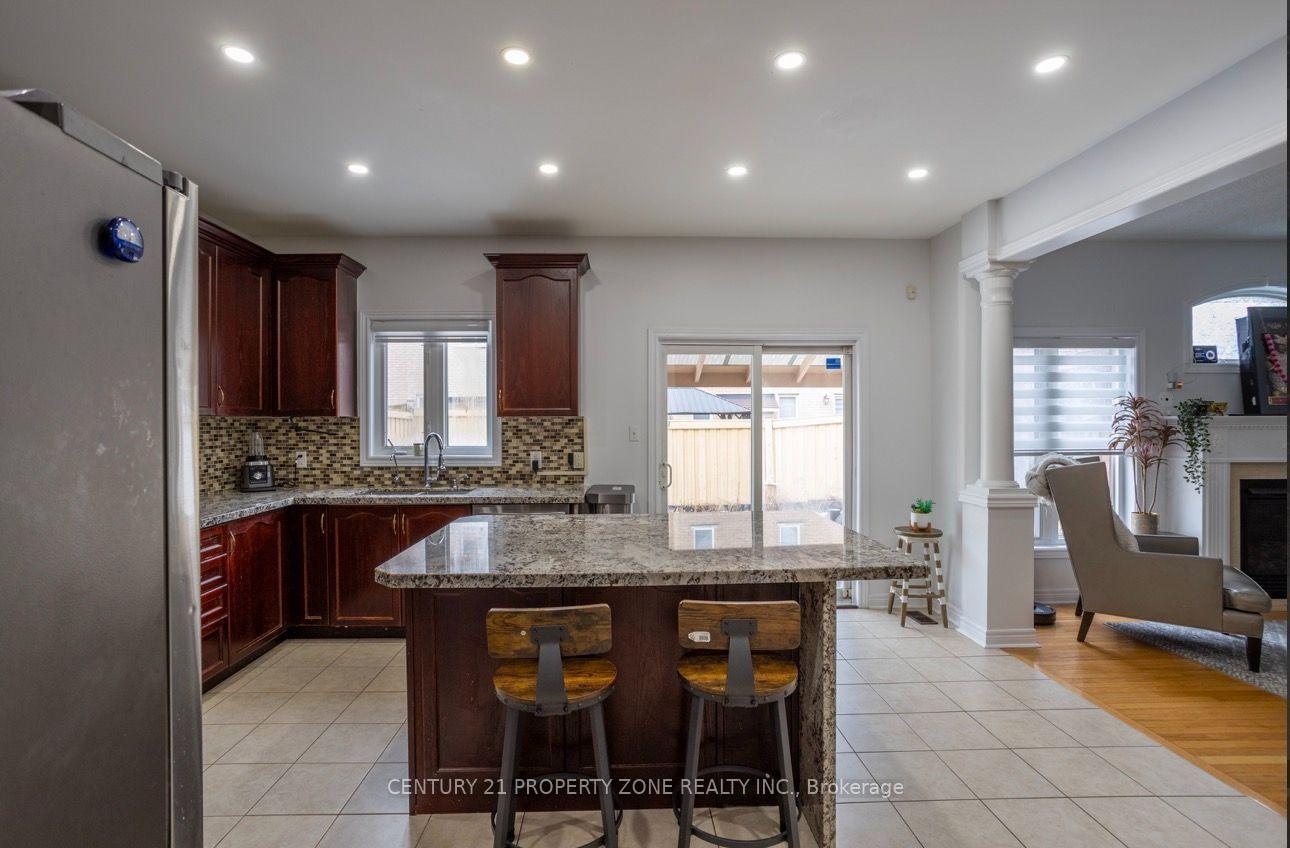 Photo 11 of 31 Game Creek Crescent, Brampton, Northwest Sandalwood Parkway — HOMEH