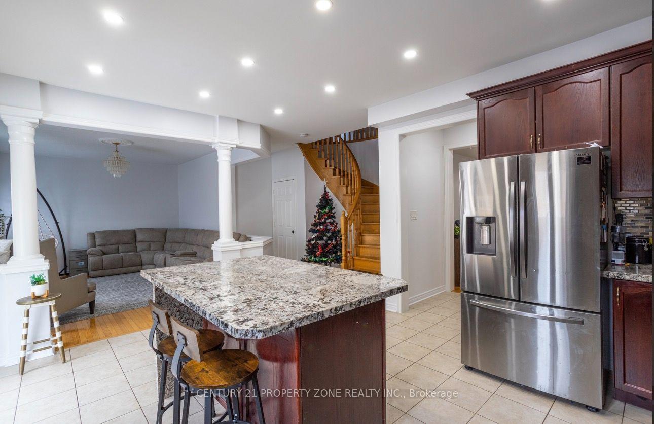 Photo 12 of 31 Game Creek Crescent, Brampton, Northwest Sandalwood Parkway — HOMEH