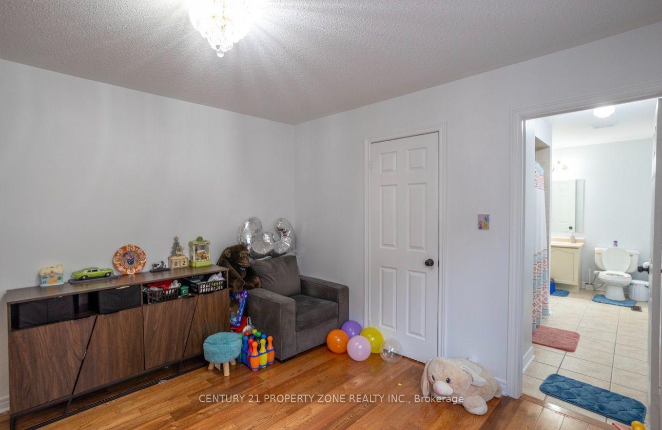 Photo 24 of 31 Game Creek Crescent, Brampton, Northwest Sandalwood Parkway — HOMEH