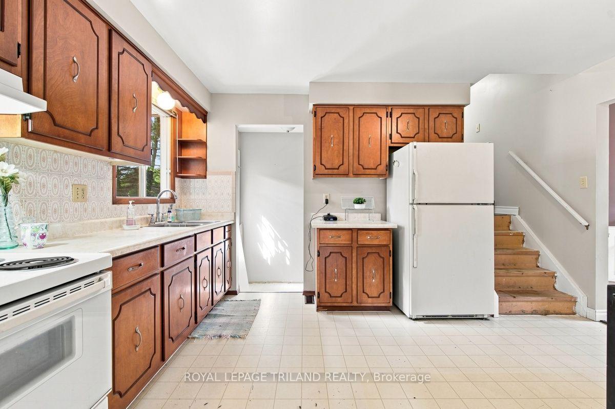 Photo 8 of 184 Chesham Place, London, North K — HOMEH