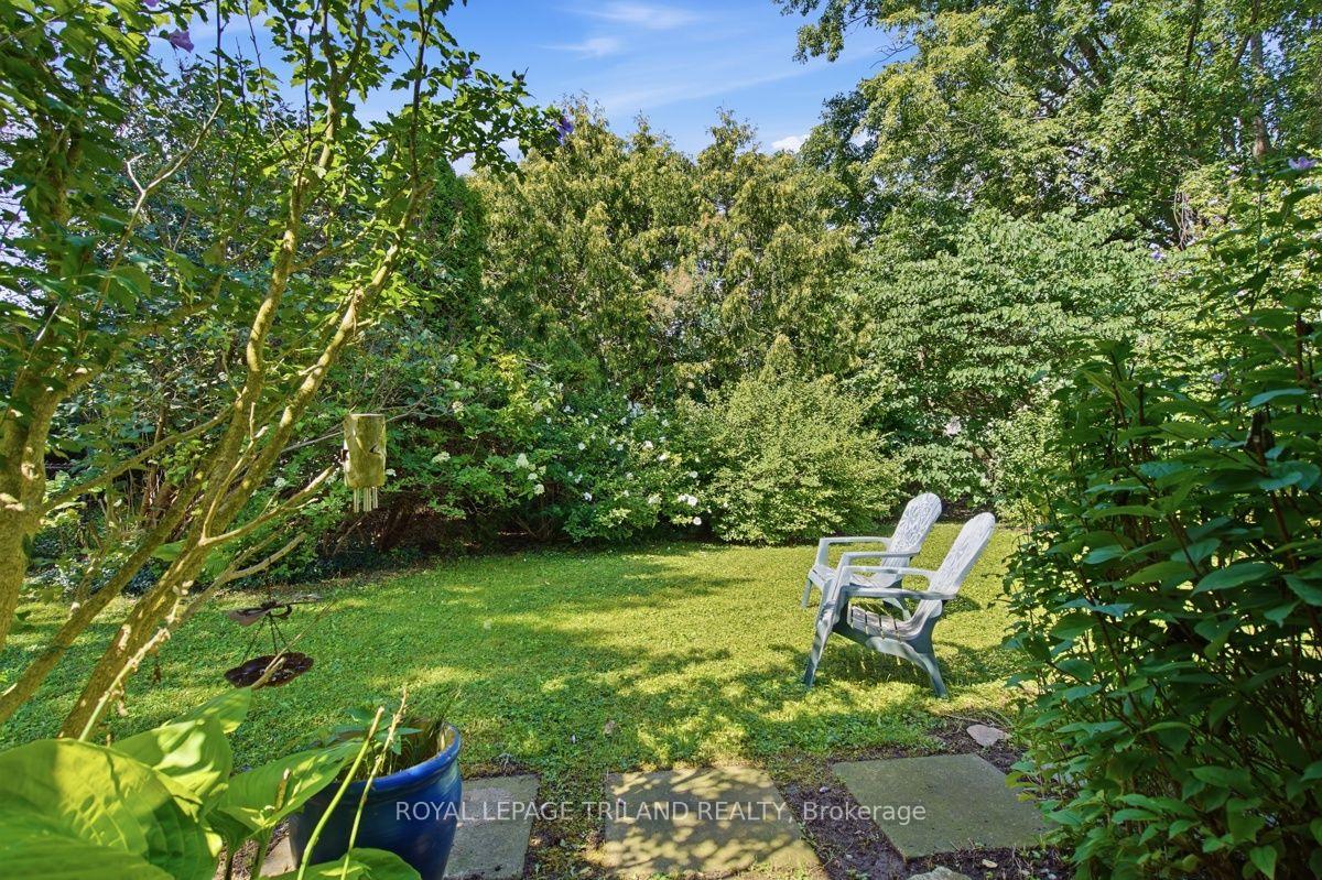 Photo 25 of 184 Chesham Place, London, North K — HOMEH