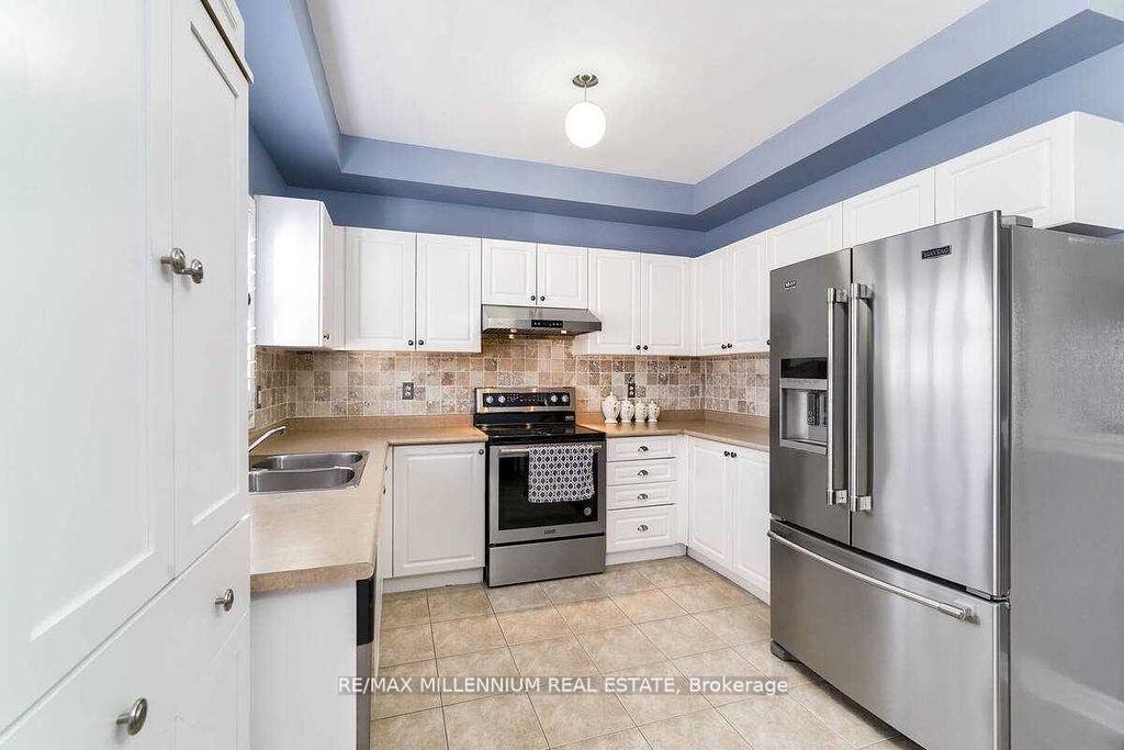 Photo 2 of 23 Calderstone Drive S, Brampton, Bram East — HOMEH