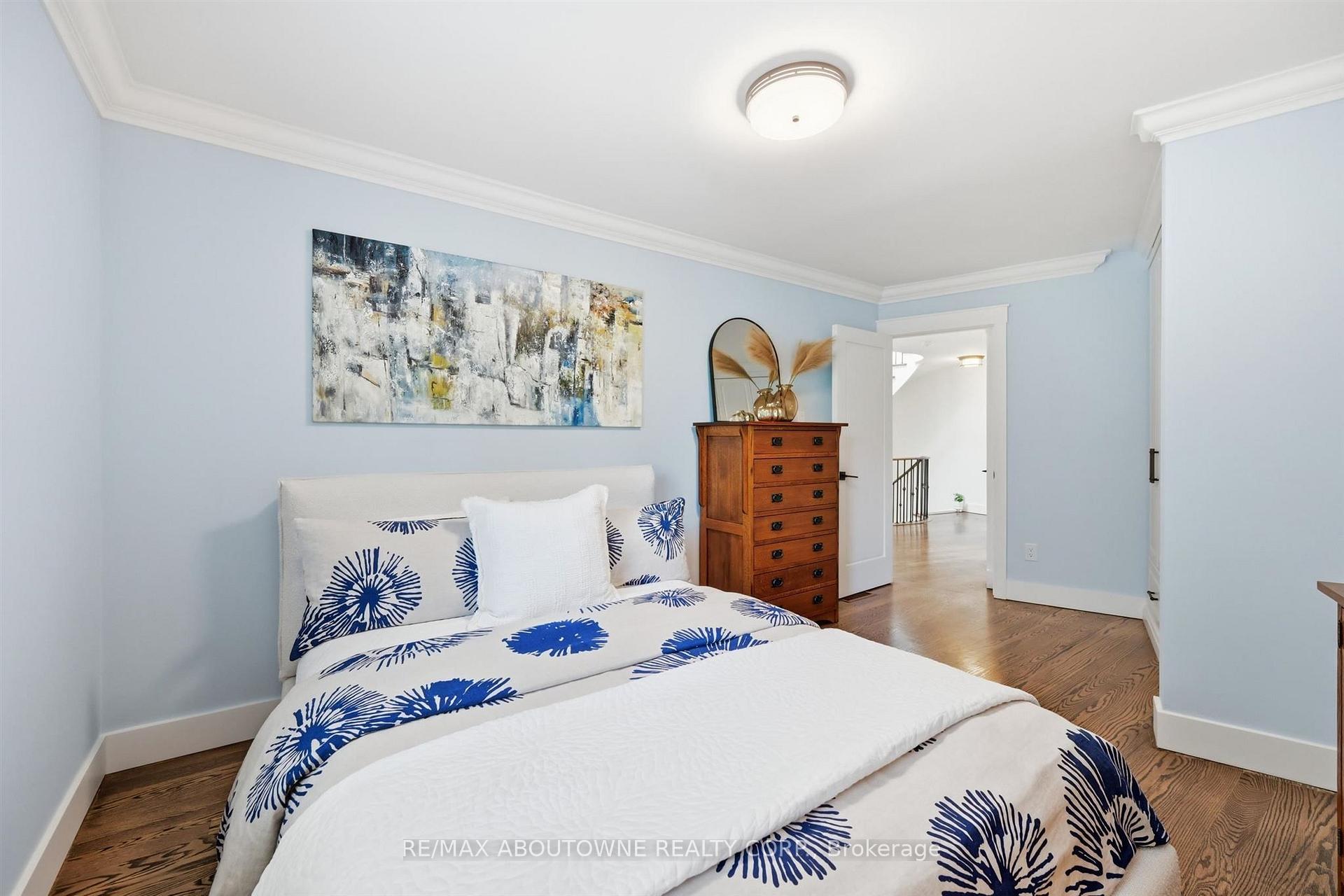 Photo 30 of 25 Southwind Terrace, Oakville, Bronte — HOMEH