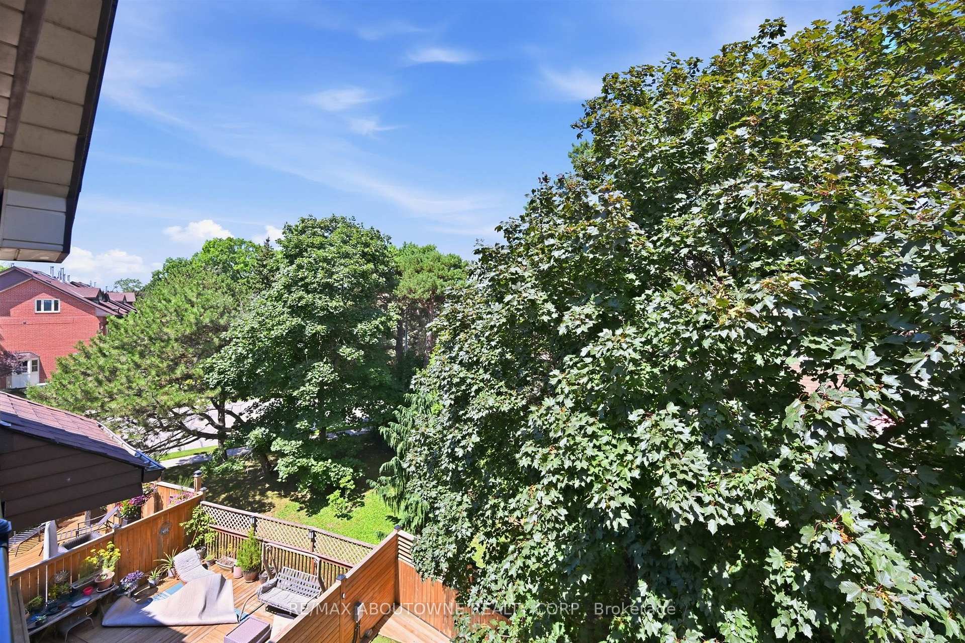 Photo 38 of 25 Southwind Terrace, Oakville, Bronte — HOMEH