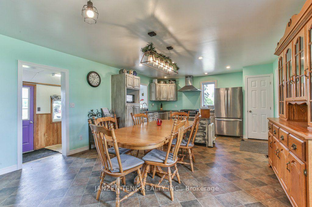 Photo 15 of 53418 Calton Line, Malahide, Calton — HOMEH