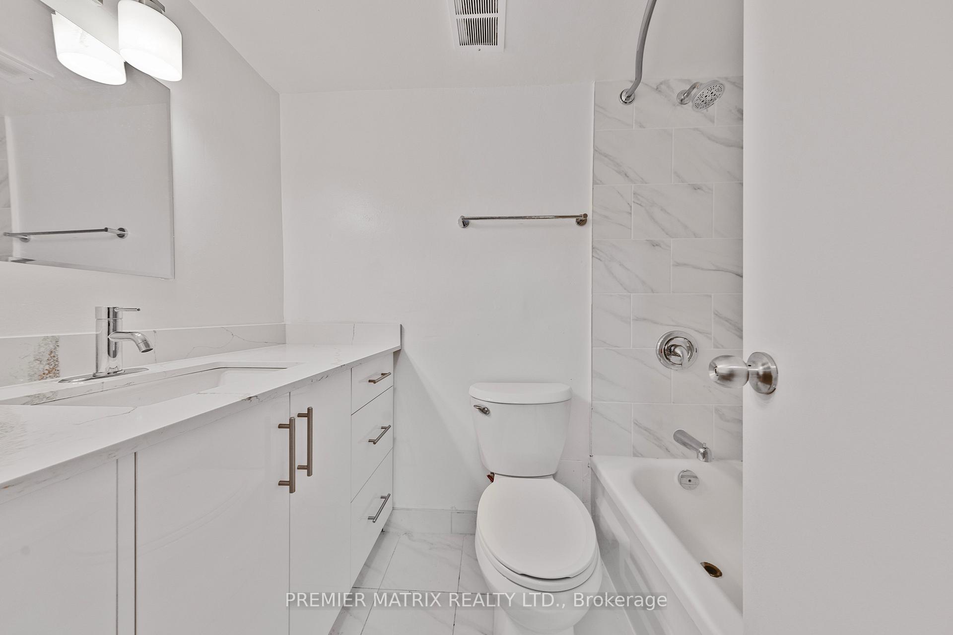 Photo 17 of Unit 608, 65 Thorncliffe Park Drive, Toronto, Thorncliffe Park — HOMEH