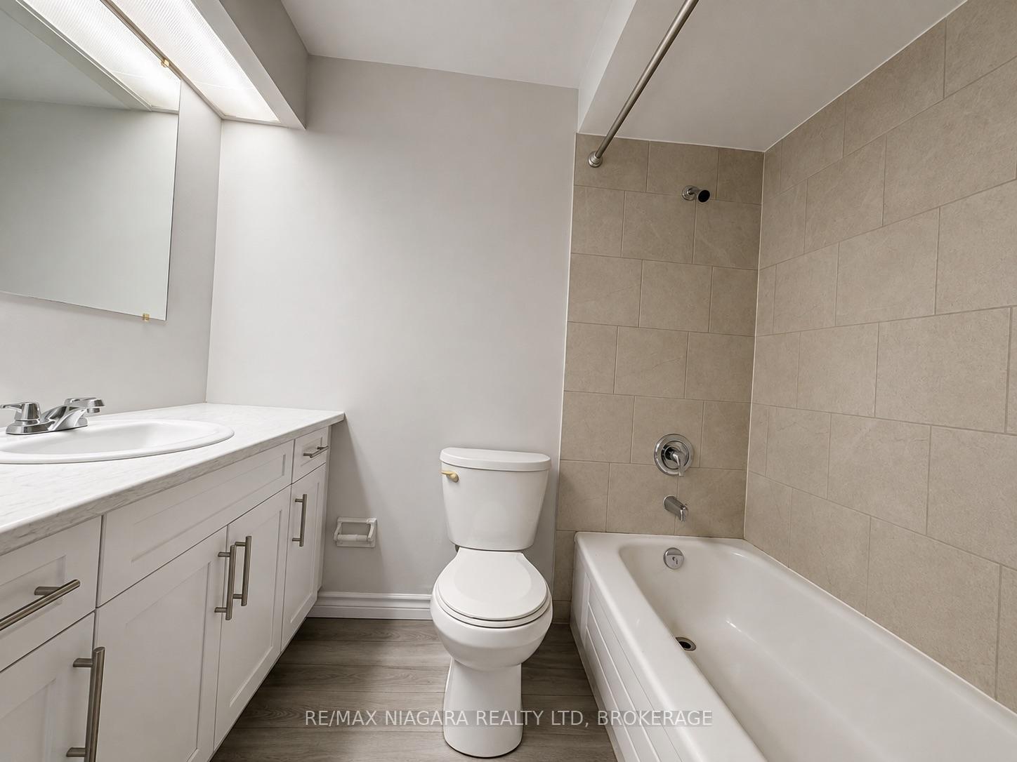 Photo 10 of Unit B102, 550 King Street, Midland — HOMEH