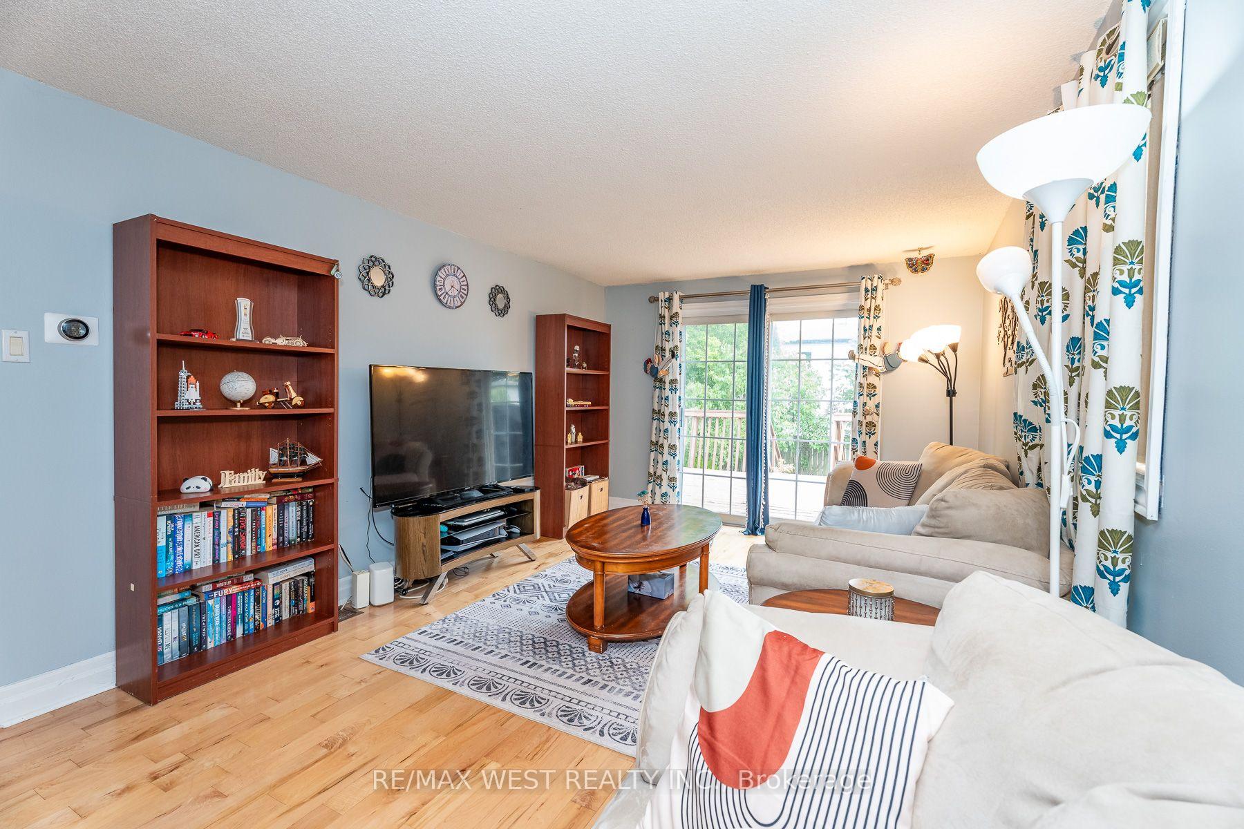 Photo 2 of 369 Galloway Boulevard, Midland — HOMEH