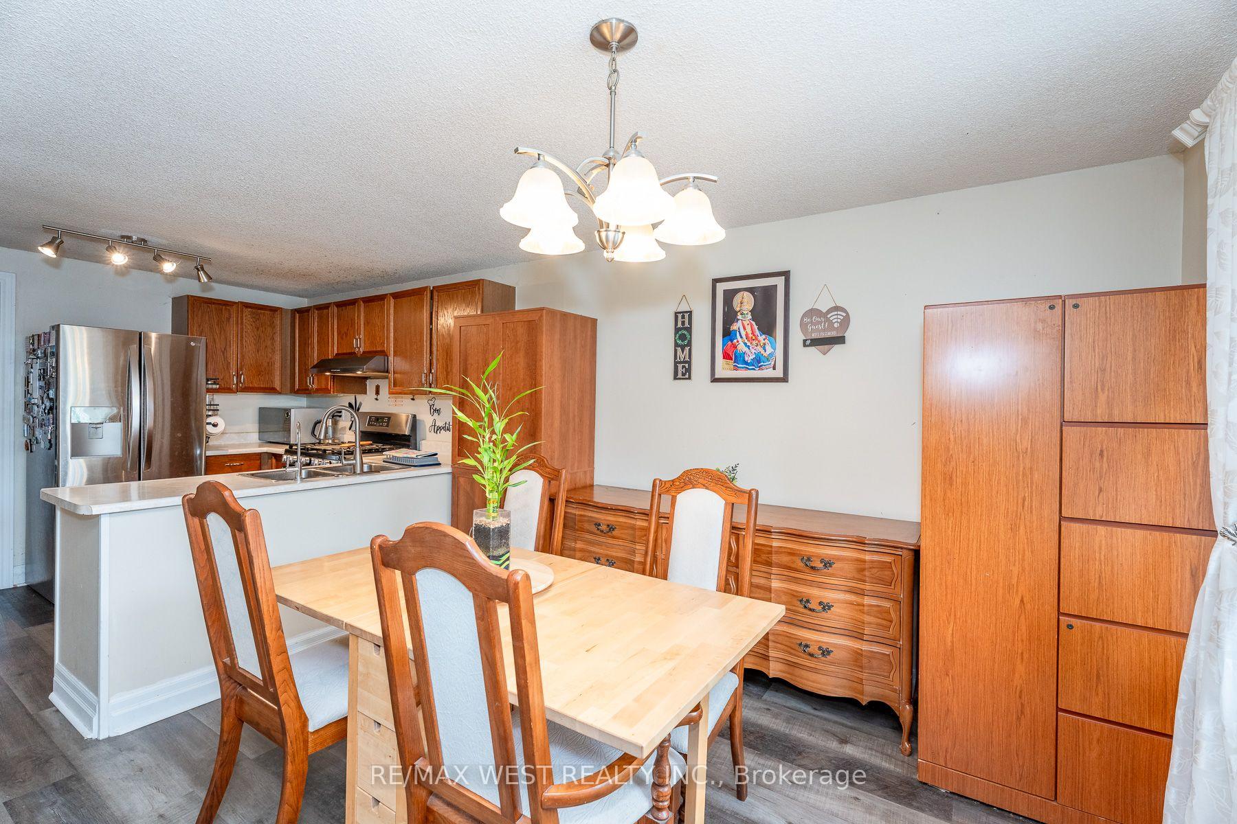 Photo 5 of 369 Galloway Boulevard, Midland — HOMEH