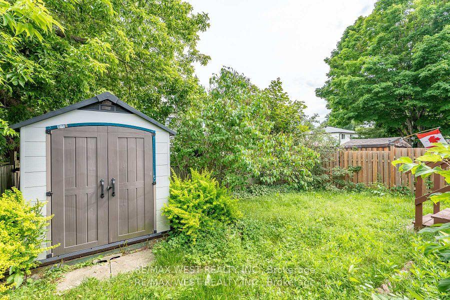 Photo 17 of 369 Galloway Boulevard, Midland — HOMEH