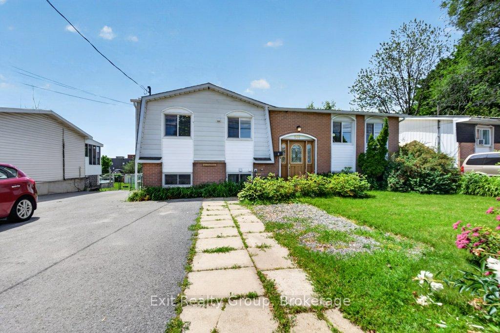 Photo 3 of 244 Weller Avenue, Kingston, Rideau — HOMEH