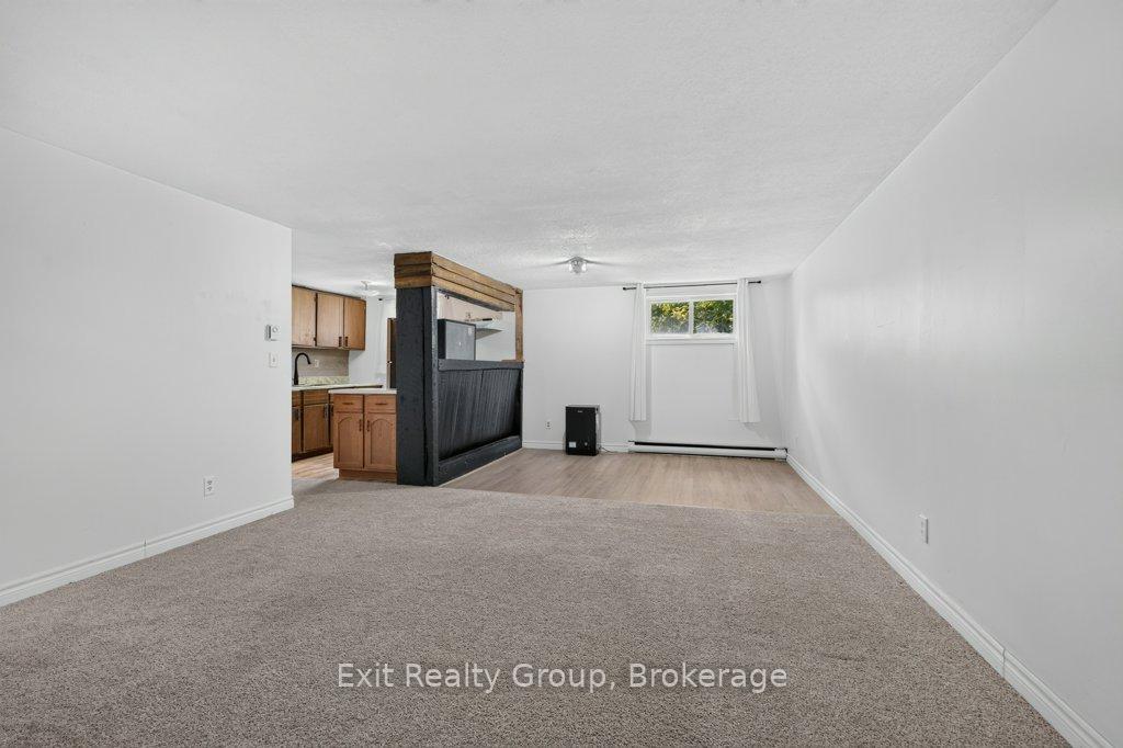 Photo 24 of 244 Weller Avenue, Kingston, Rideau — HOMEH
