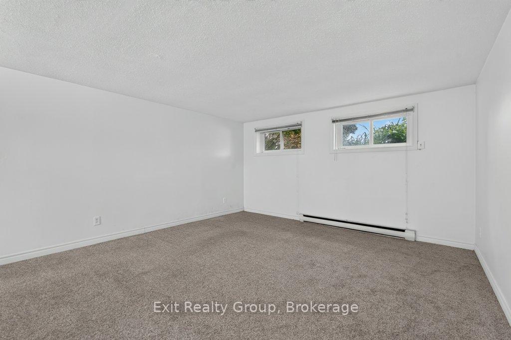 Photo 27 of 244 Weller Avenue, Kingston, Rideau — HOMEH