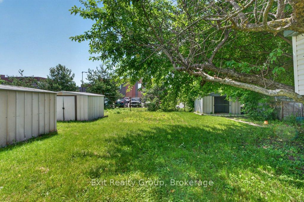 Photo 35 of 244 Weller Avenue, Kingston, Rideau — HOMEH