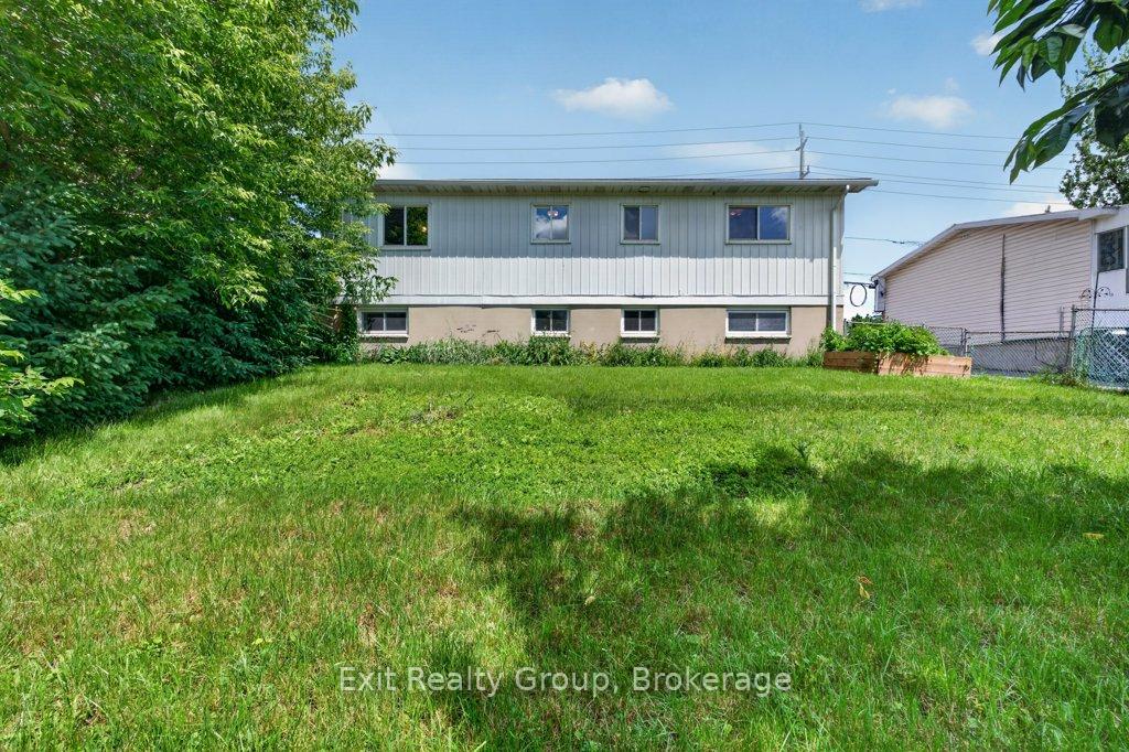Photo 36 of 244 Weller Avenue, Kingston, Rideau — HOMEH