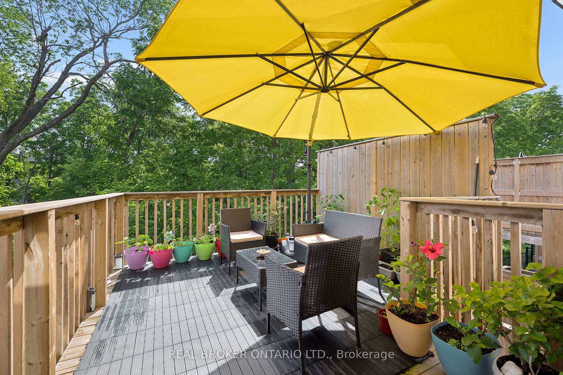 Photo 13 of 46 Bank Swallow Crescent, Kitchener, Doon South — HOMEH
