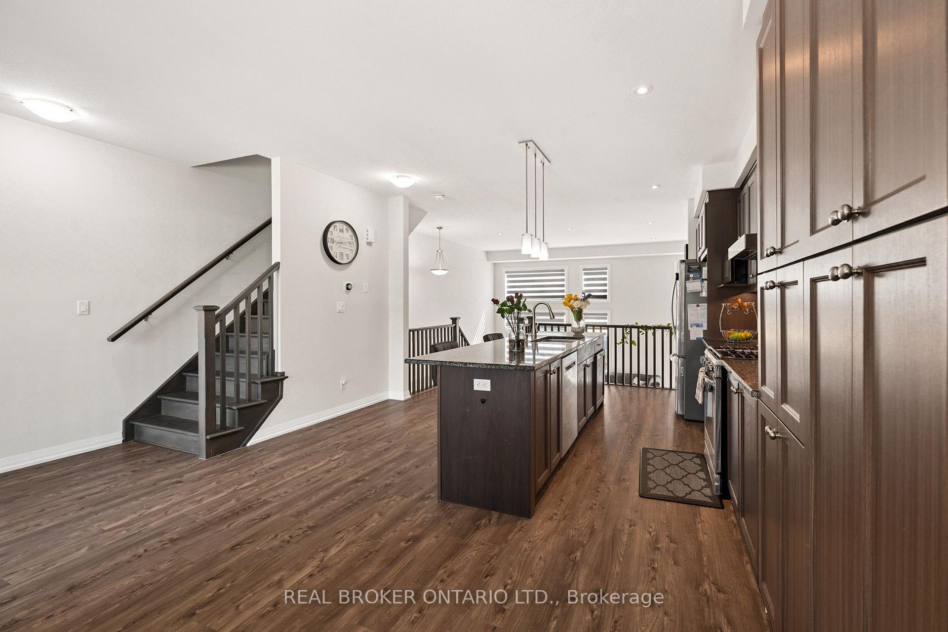 Photo 18 of 46 Bank Swallow Crescent, Kitchener, Doon South — HOMEH