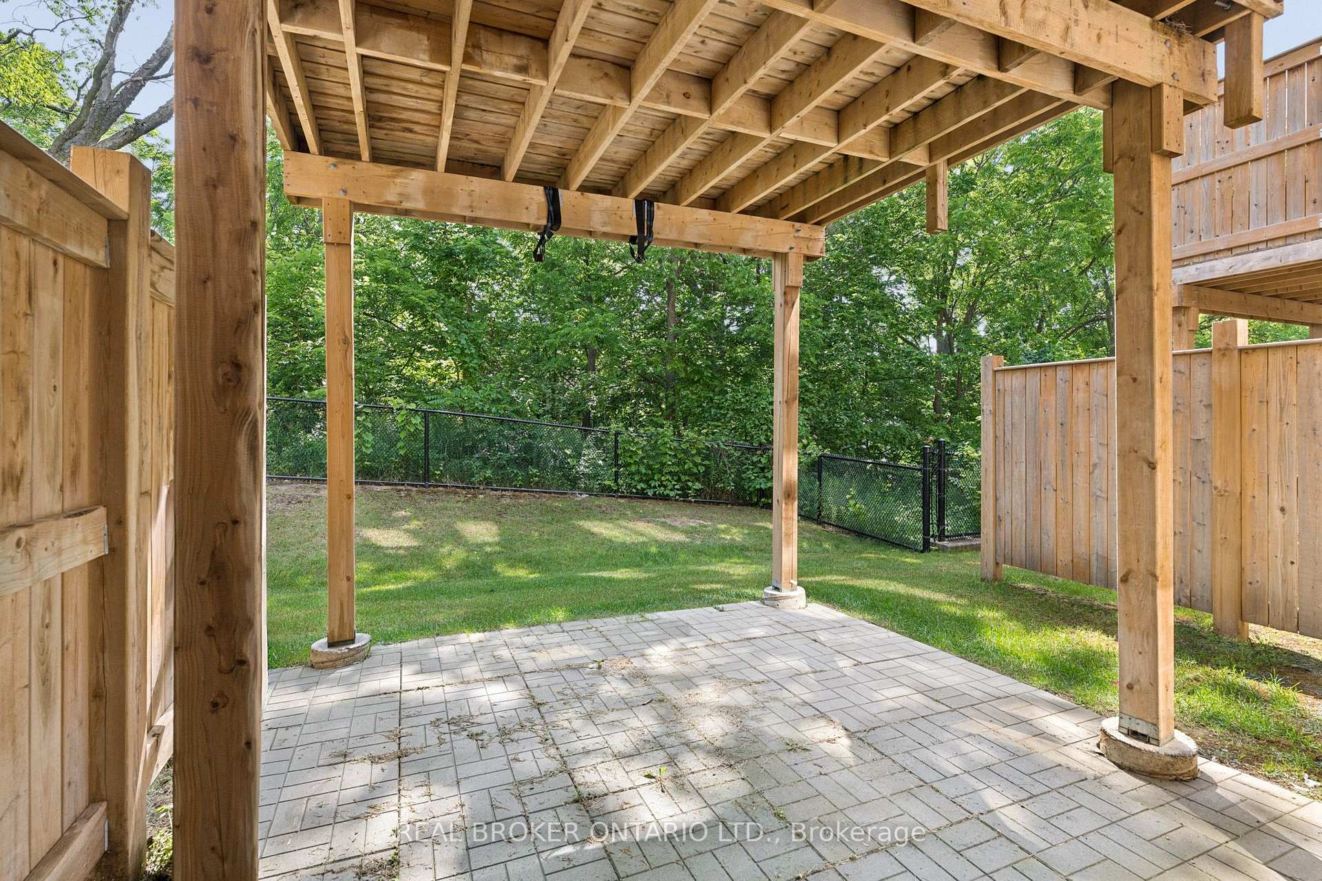 Photo 32 of 46 Bank Swallow Crescent, Kitchener, Doon South — HOMEH