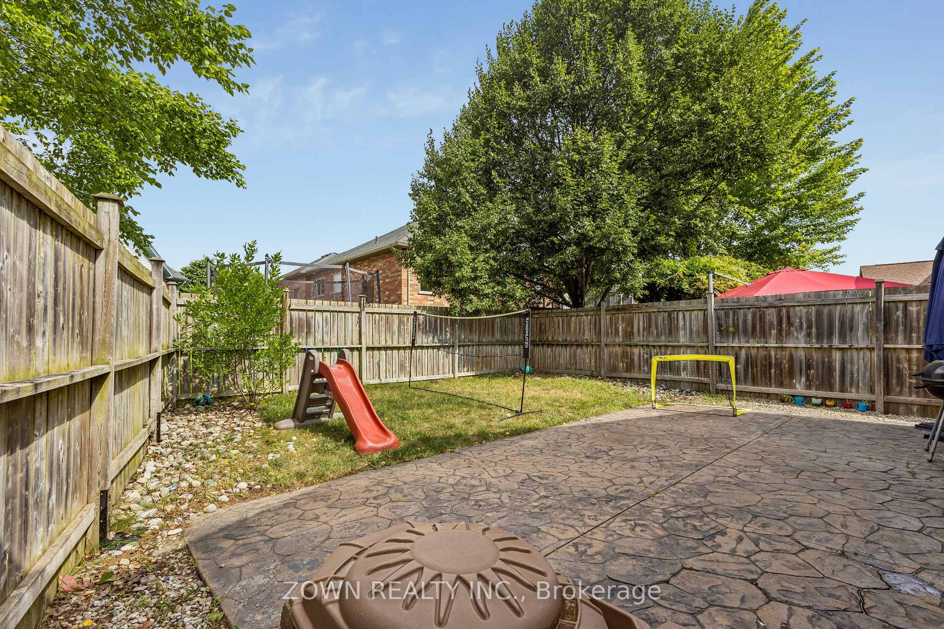 Photo 32 of 60 Marl Meadow Drive, Kitchener, Brigadoon — HOMEH