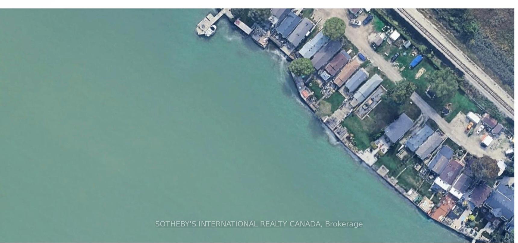 Photo 2 of 1361 St. Clair Avenue, Lakeshore — HOMEH