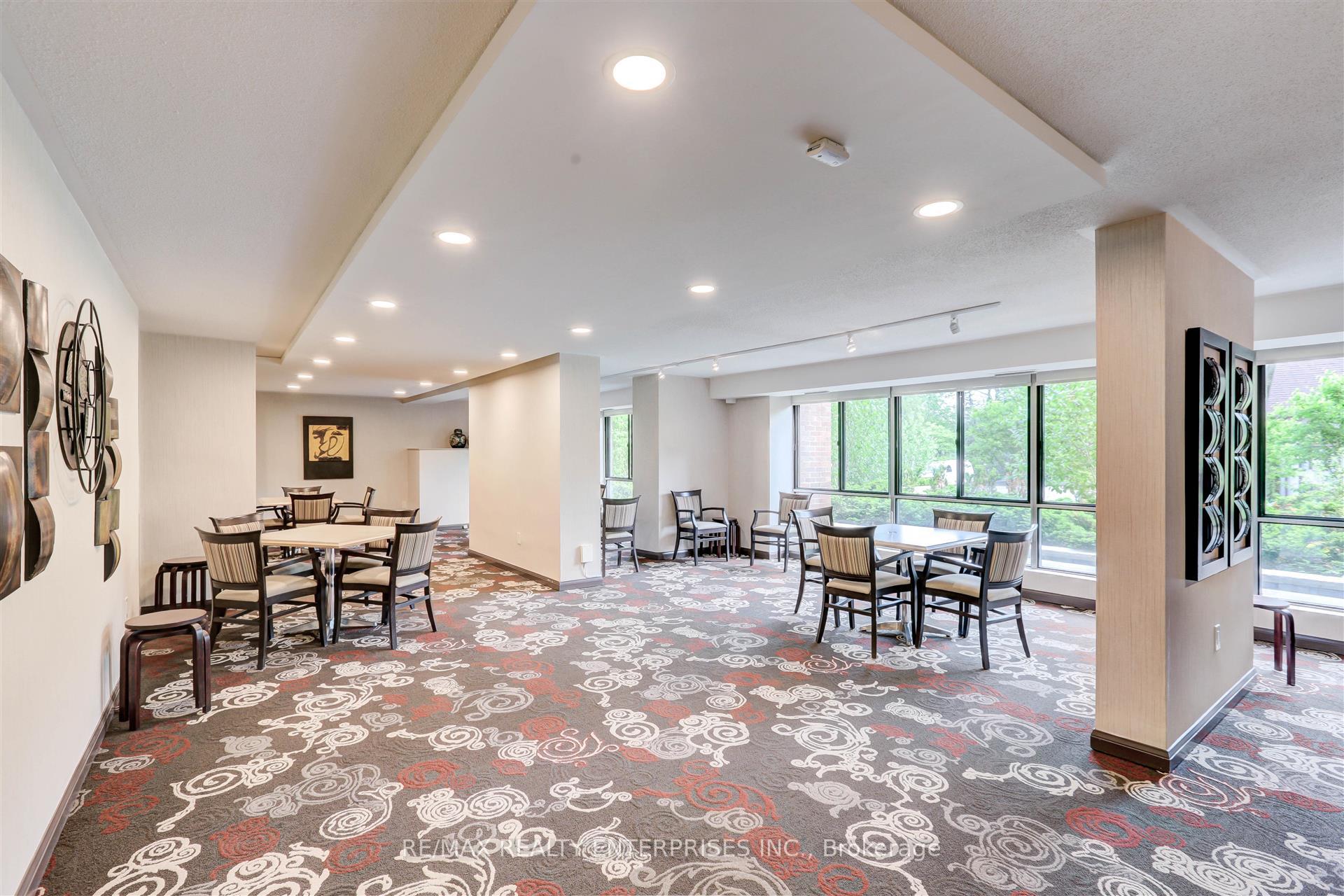 Photo 4 of Unit 405, 1400 Dixie Road, Mississauga, Lakeview — HOMEH