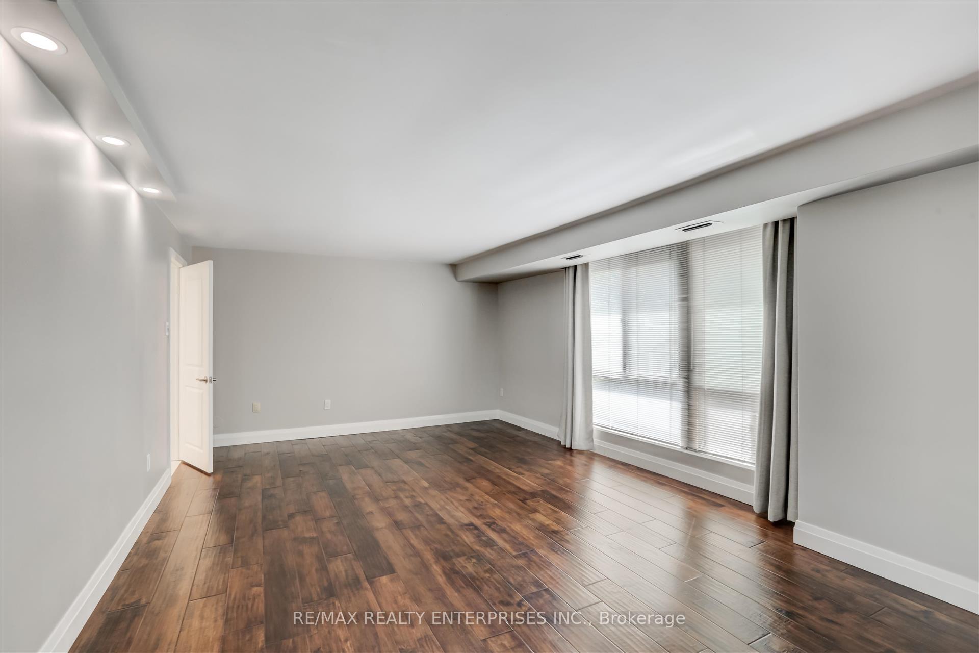 Photo 27 of Unit 405, 1400 Dixie Road, Mississauga, Lakeview — HOMEH