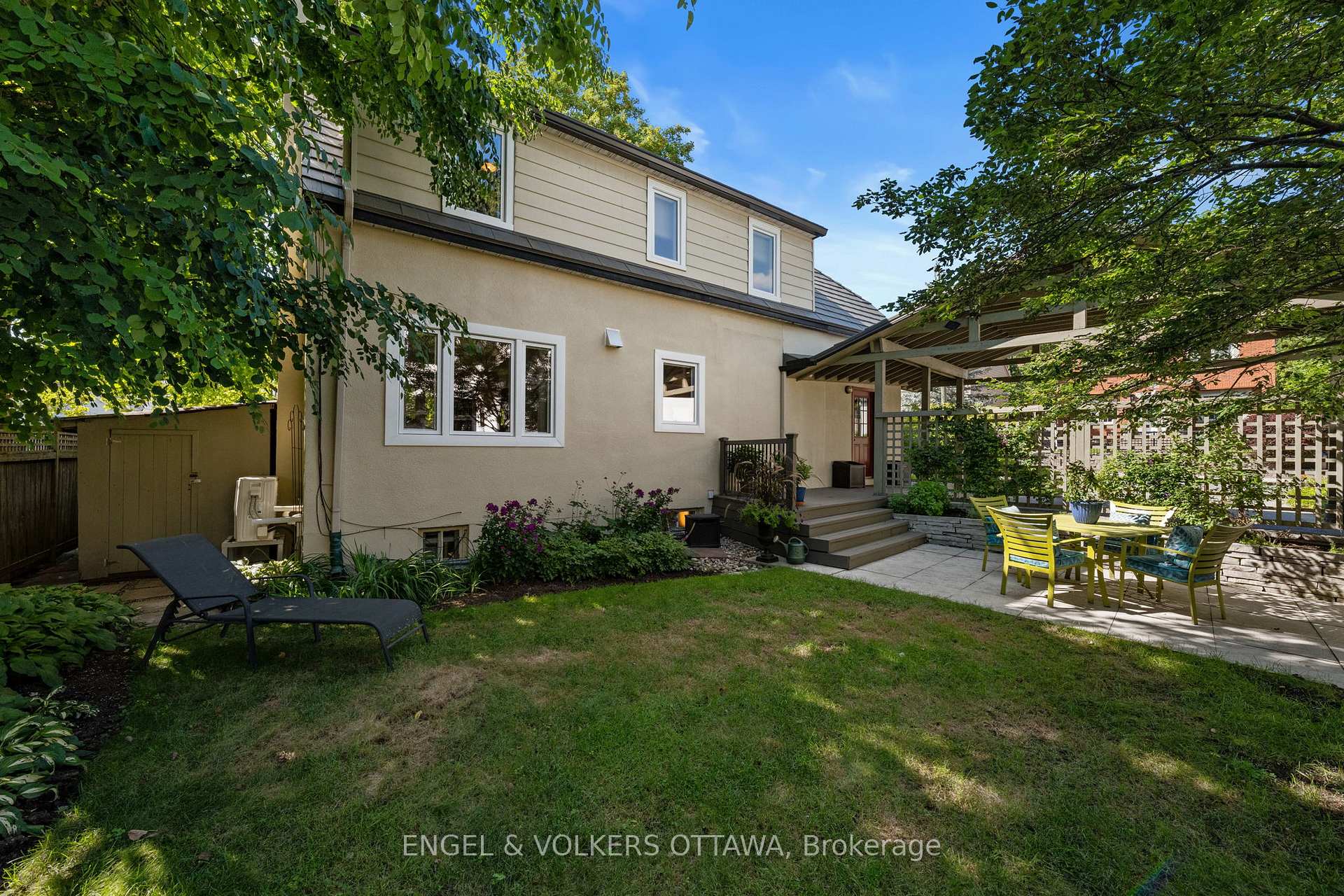 Photo 38 of 86 Ivy Crescent, Ottawa, Lindenlea — HOMEH