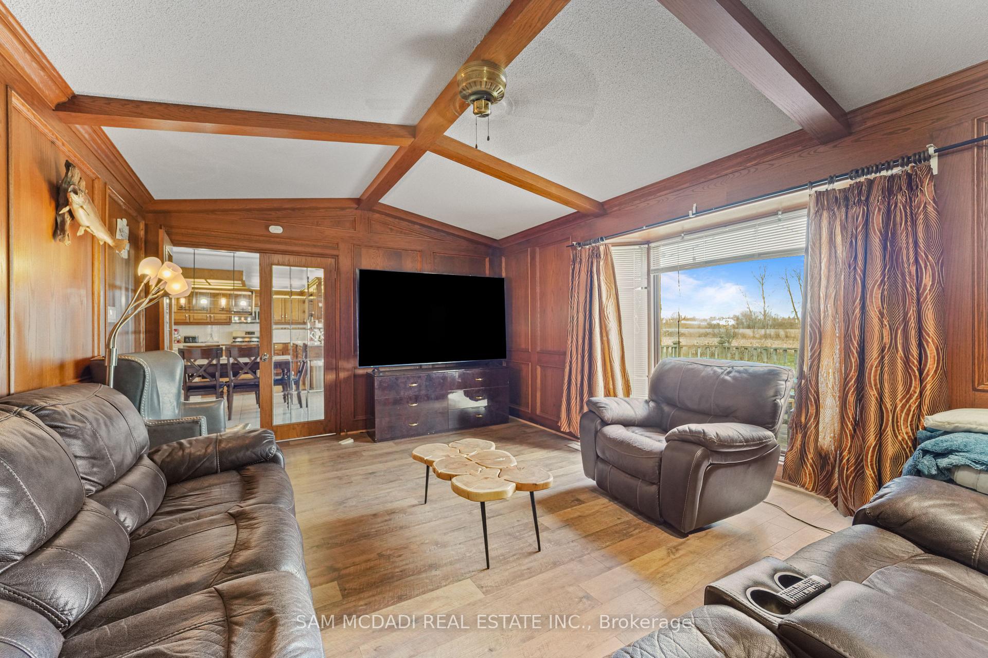 Photo 19 of 225 Park Road S, Grimsby, Grimsby Escarpment — HOMEH