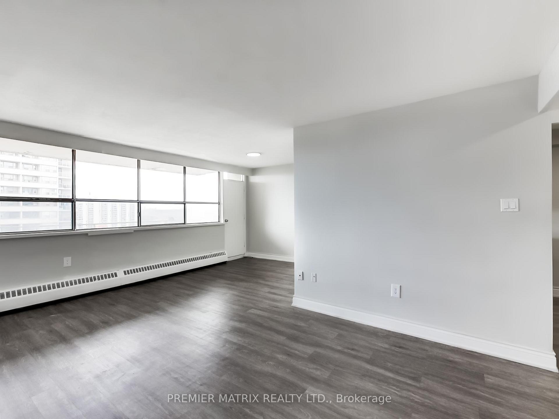 Photo 7 of Unit 1411, 65 Thorncliffe Park Drive, Toronto, Thorncliffe Park — HOMEH