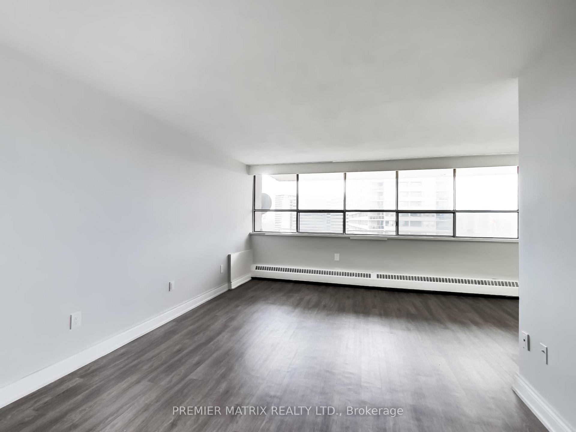 Photo 9 of Unit 1411, 65 Thorncliffe Park Drive, Toronto, Thorncliffe Park — HOMEH