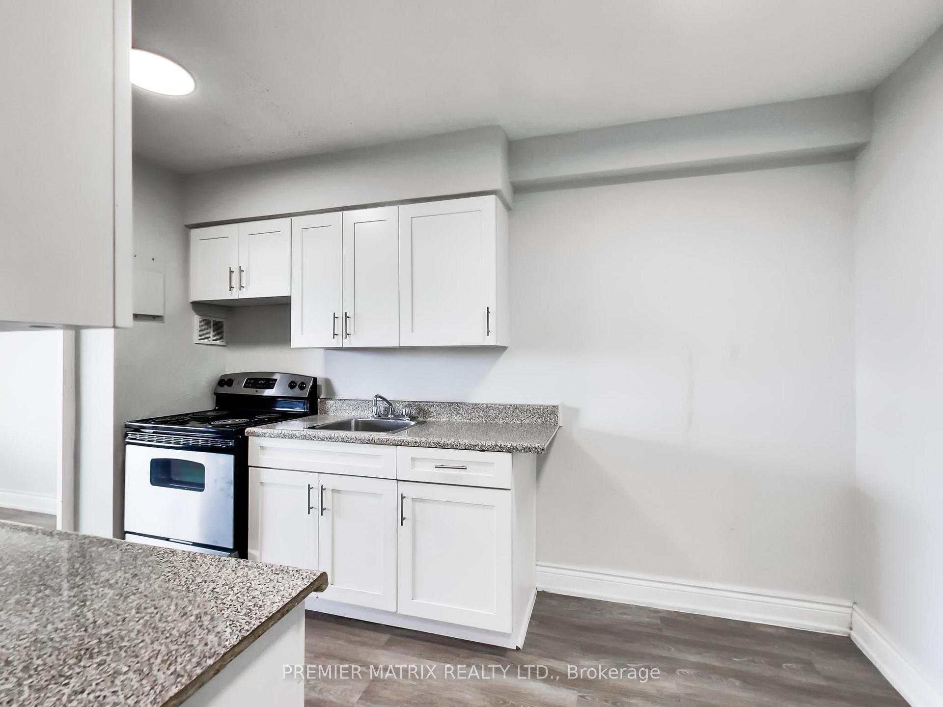 Photo 16 of Unit 1411, 65 Thorncliffe Park Drive, Toronto, Thorncliffe Park — HOMEH