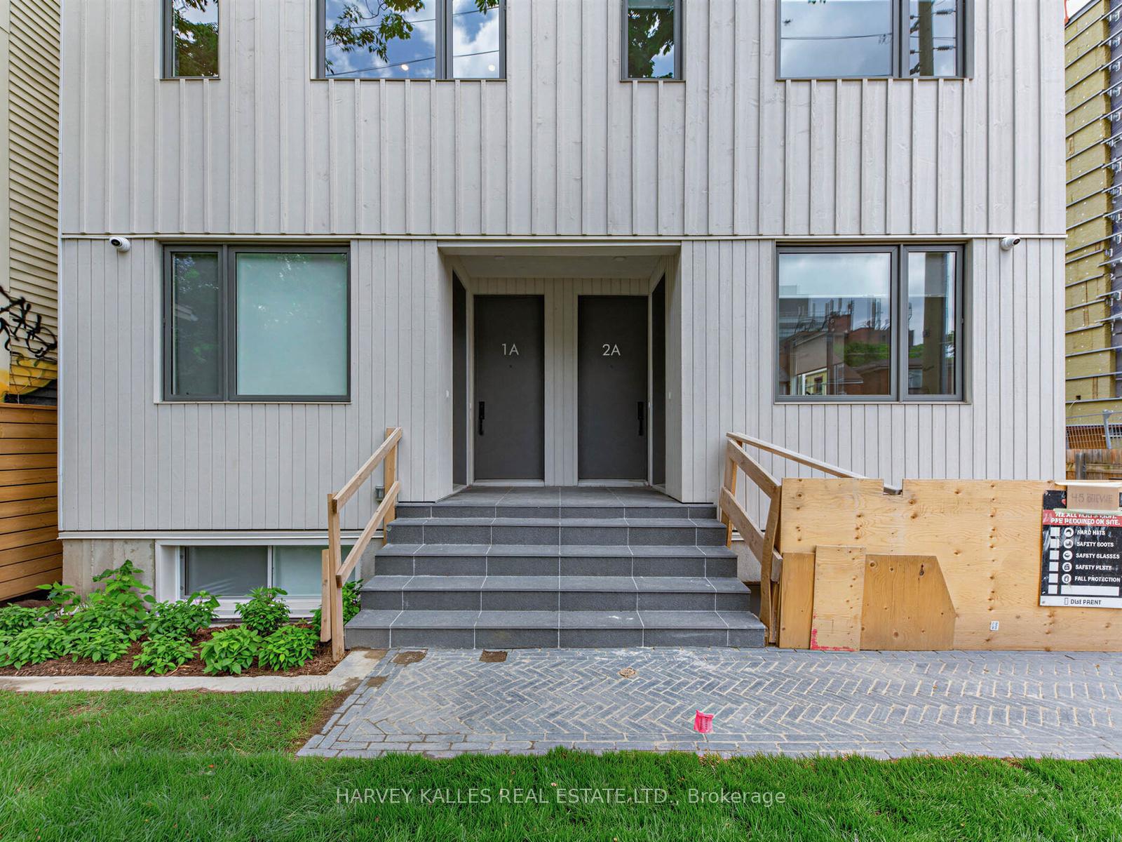 Photo 3 of Unit 3a, 45 Bellevue Avenue, Toronto, Kensington-Chinatown — HOMEH