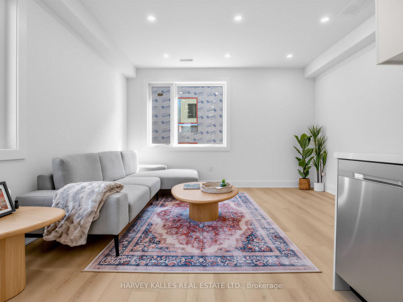 Photo 7 of Unit 3a, 45 Bellevue Avenue, Toronto, Kensington-Chinatown — HOMEH