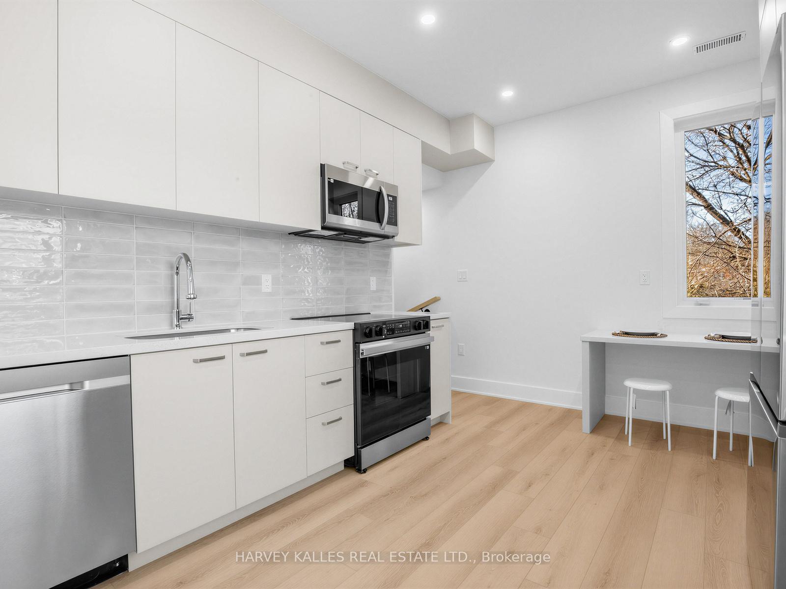 Photo 13 of Unit 3a, 45 Bellevue Avenue, Toronto, Kensington-Chinatown — HOMEH