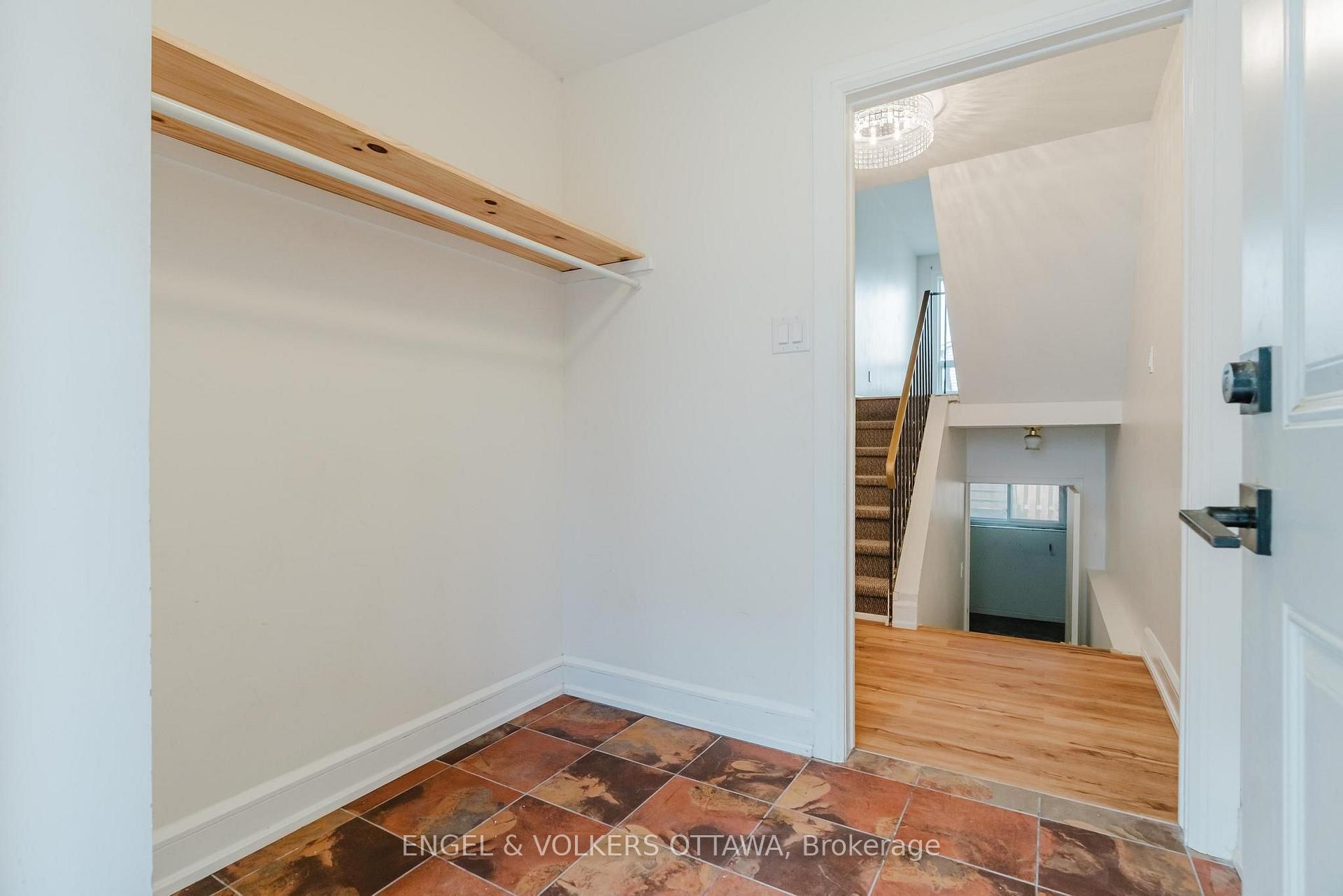 Photo 4 of Unit 19, 8 Almond Lane, Ottawa, Kanata - Katimavik — HOMEH