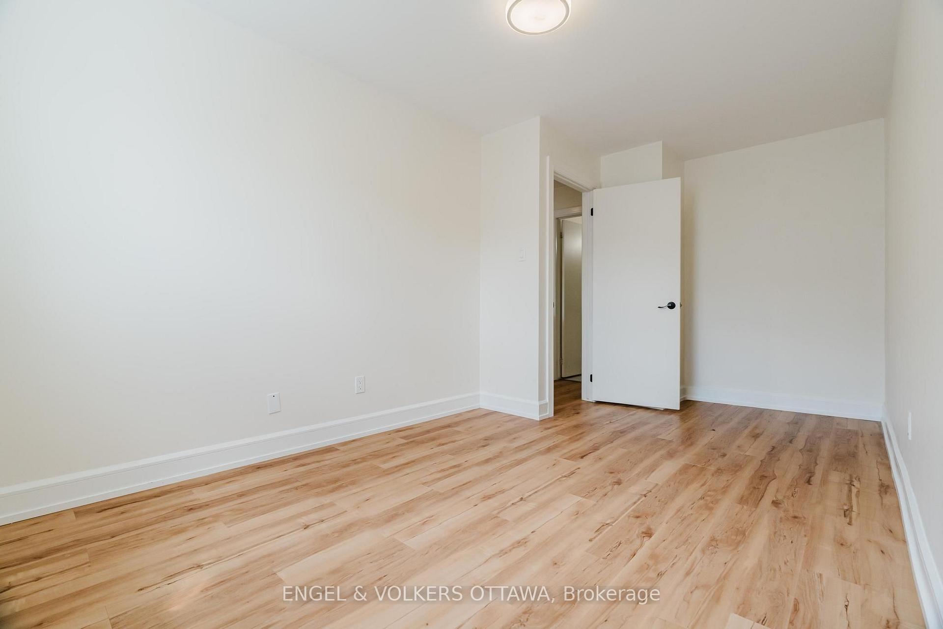 Photo 20 of Unit 19, 8 Almond Lane, Ottawa, Kanata - Katimavik — HOMEH